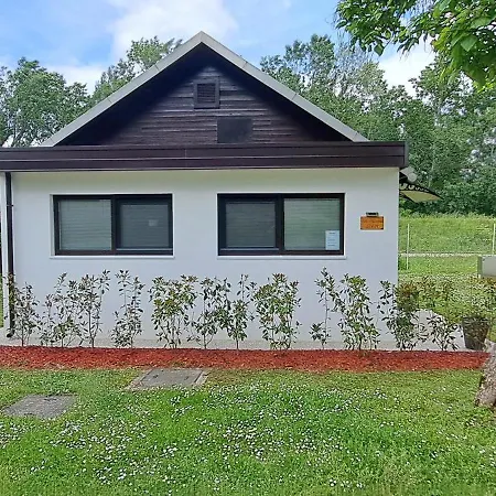 Valentina 假日公园 *